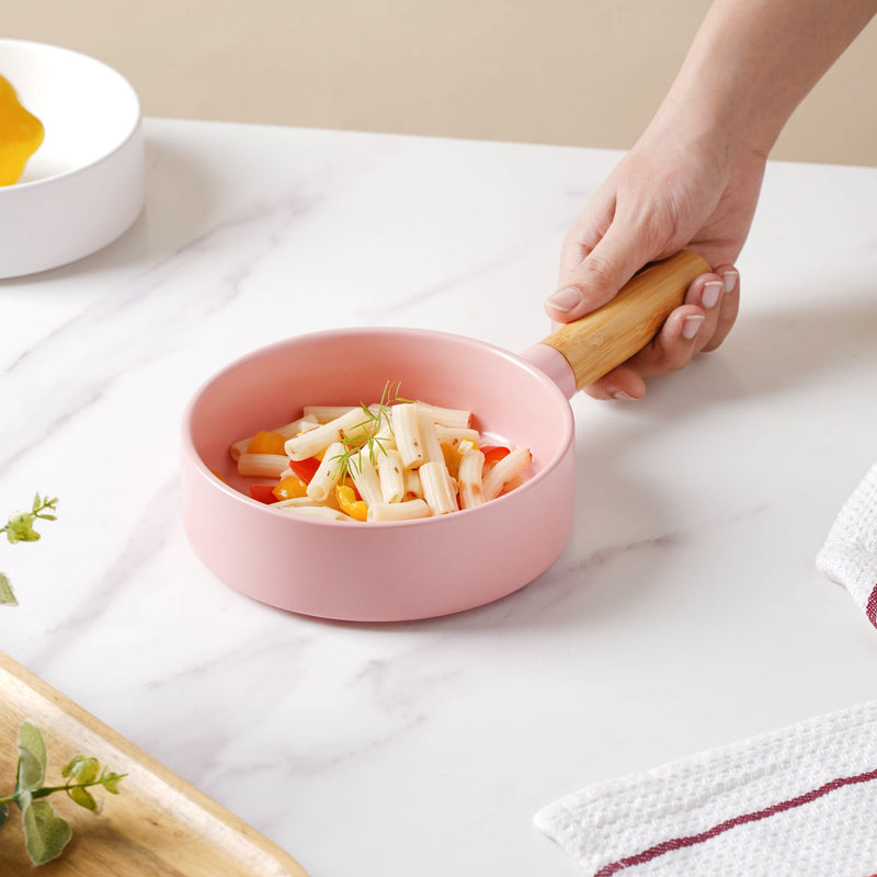 Very Berry Baking Pan With Handle - Serving bowls, noodle bowl, snack bowl, popcorn bowls | Bowls for dining & home decor
