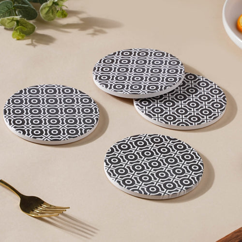 Zellij Art Round Abstract Patterned Ceramic Trivet Black And White