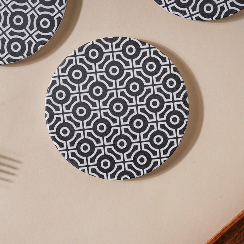 Zellij Art Round Abstract Patterned Ceramic Trivet Black And White