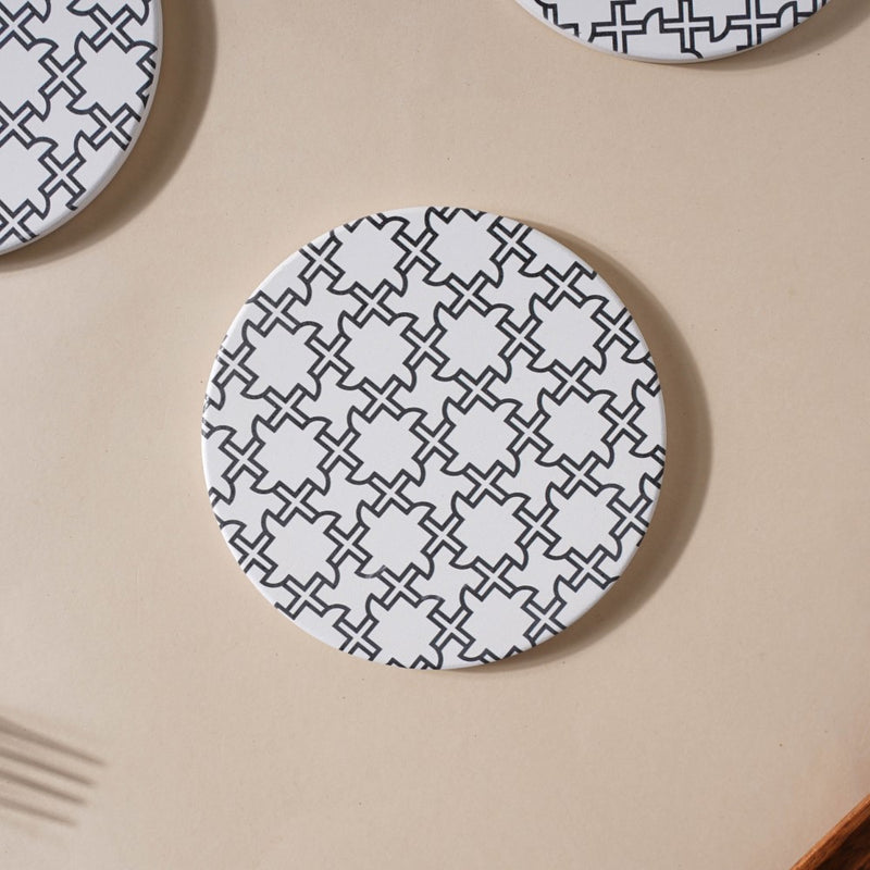 Zellij Art Round Modern Patterned Ceramic Trivet Black And White