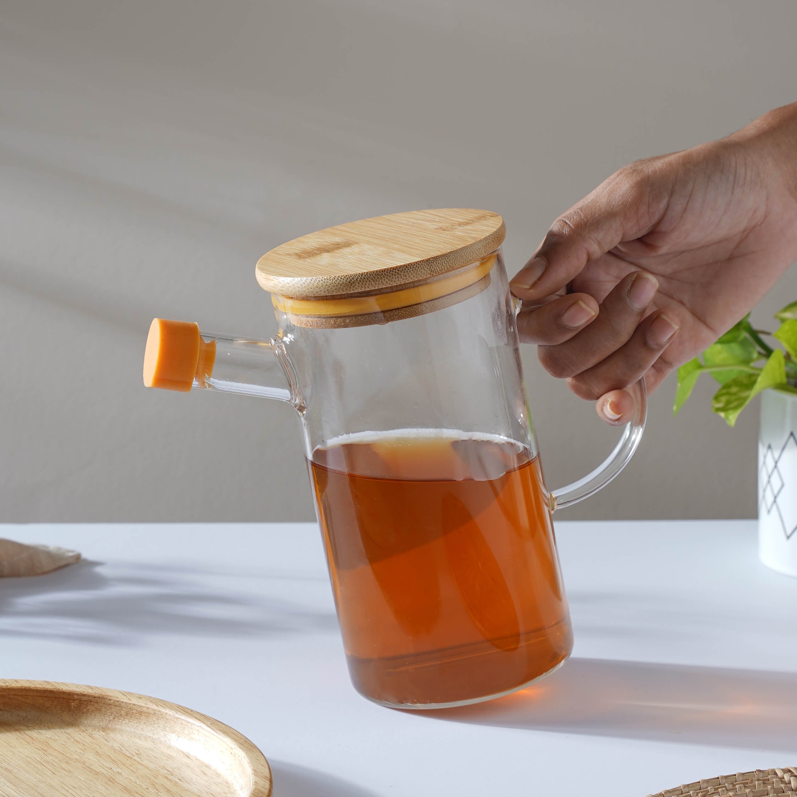 Oil Pouring Bottle