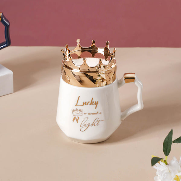 Mug With A Crown Lid