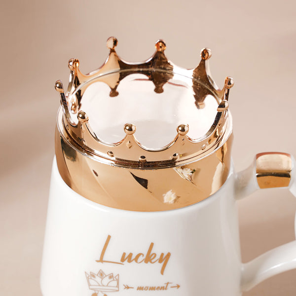 Mug With A Crown Lid