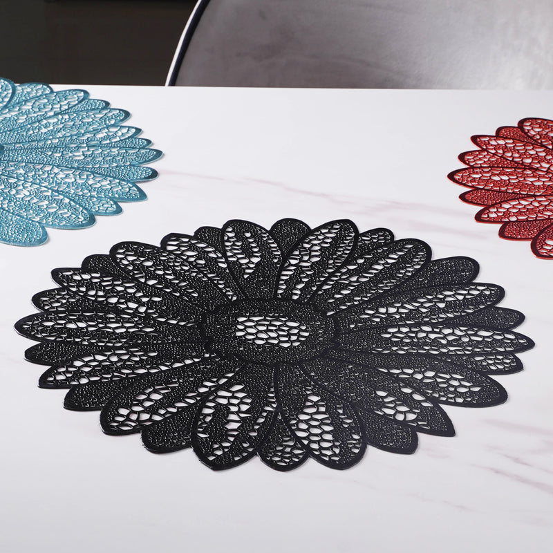 Circular Table Mat Set
