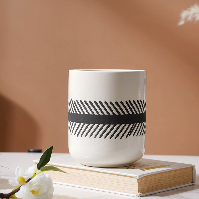 Tabletop Vase - Flower vase for home decor, office and gifting | Home decoration items