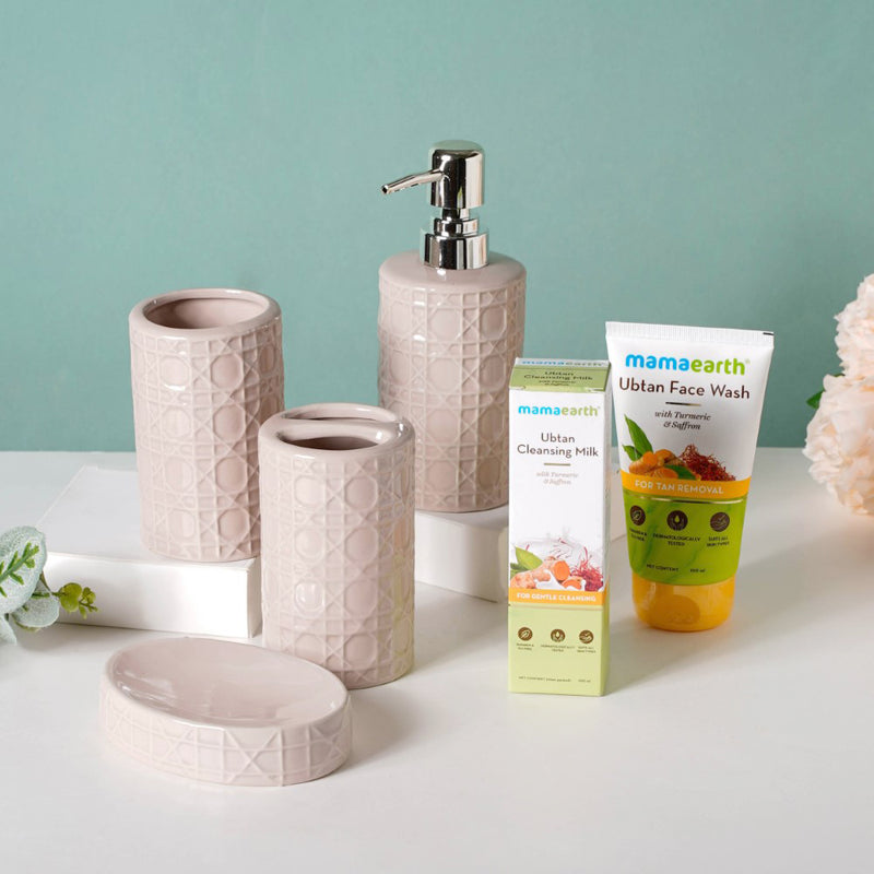 Relax O'clock Bathroom Essentials Festive Hamper Set Of 4