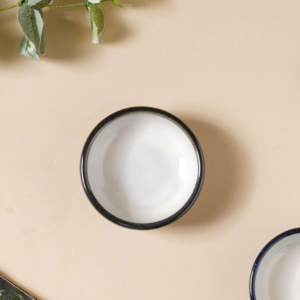 Glazed Ceramic Black And White Dip Bowl