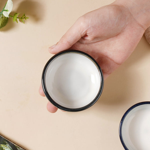 Glazed Ceramic Black And White Dip Bowl