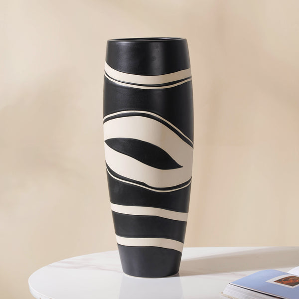 Black and White Flower Vase