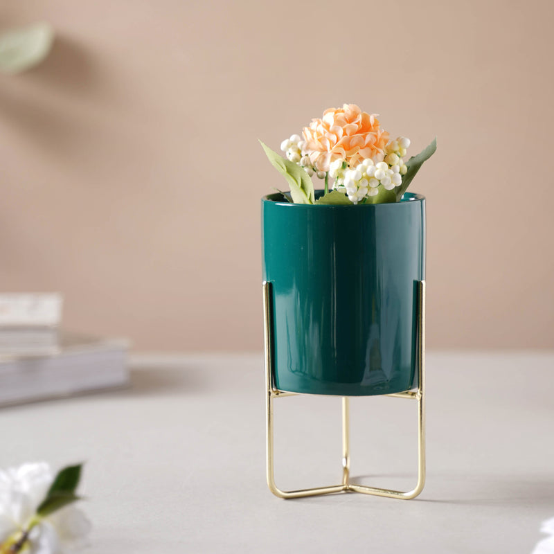 Flowering Ceramic Clay Pot - Indoor planters and flower pots | Home decor items