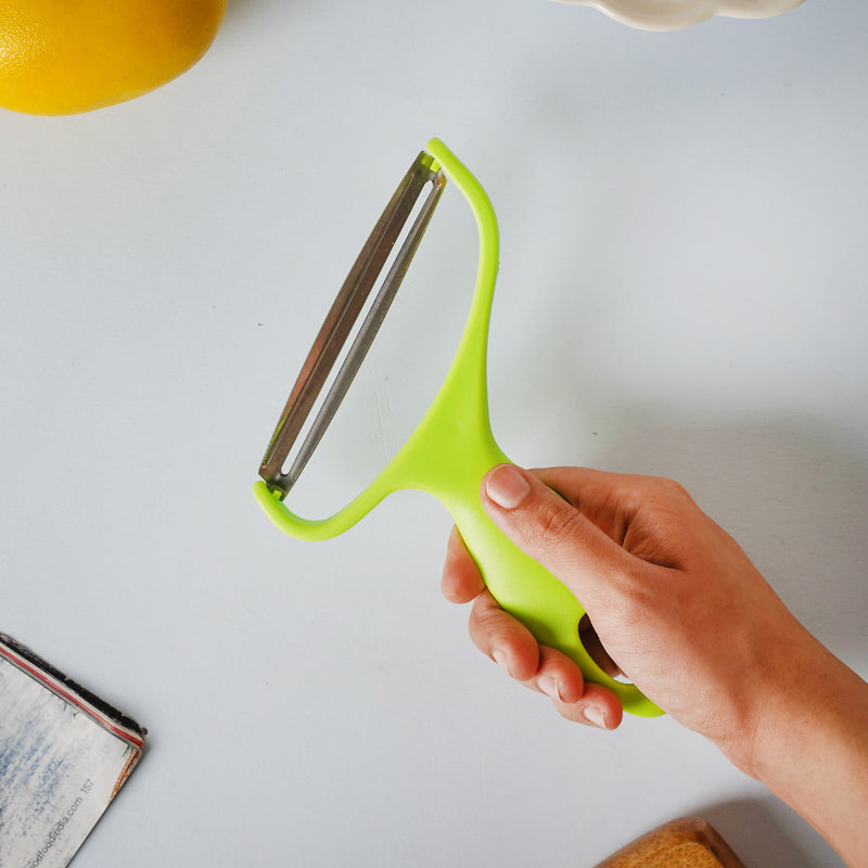Veggie Peeler - Kitchen Tool