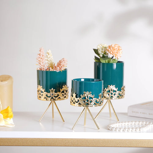 Pottery Planter with Stand - Indoor planters and flower pots | Home decor items