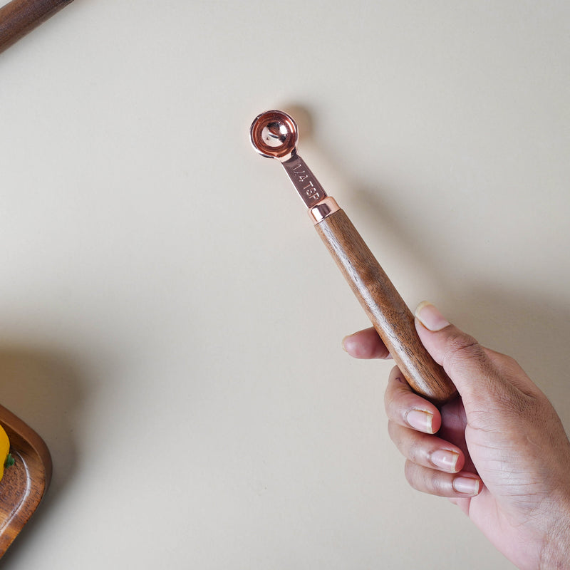 Gold Measuring Spoon Set - Kitchen Tool
