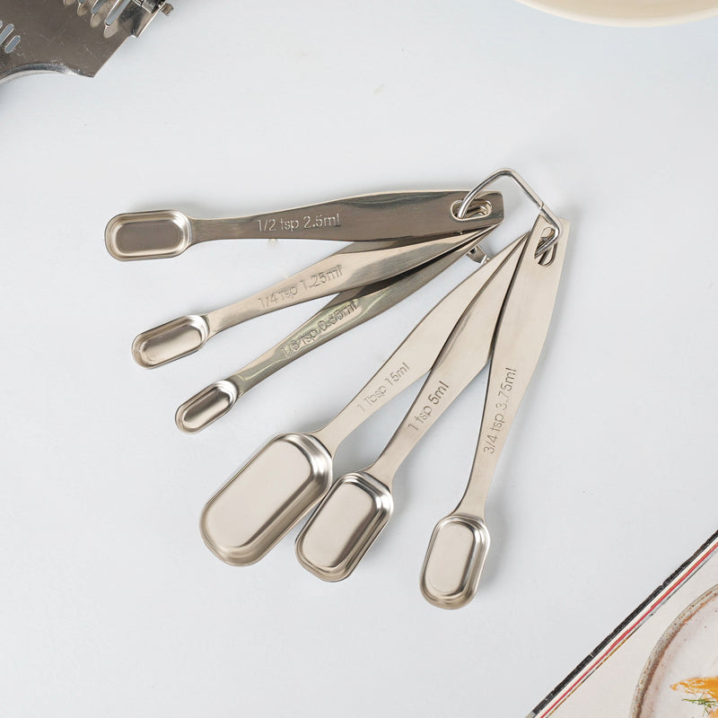 Metal Measuring Spoon Set - Kitchen Tool