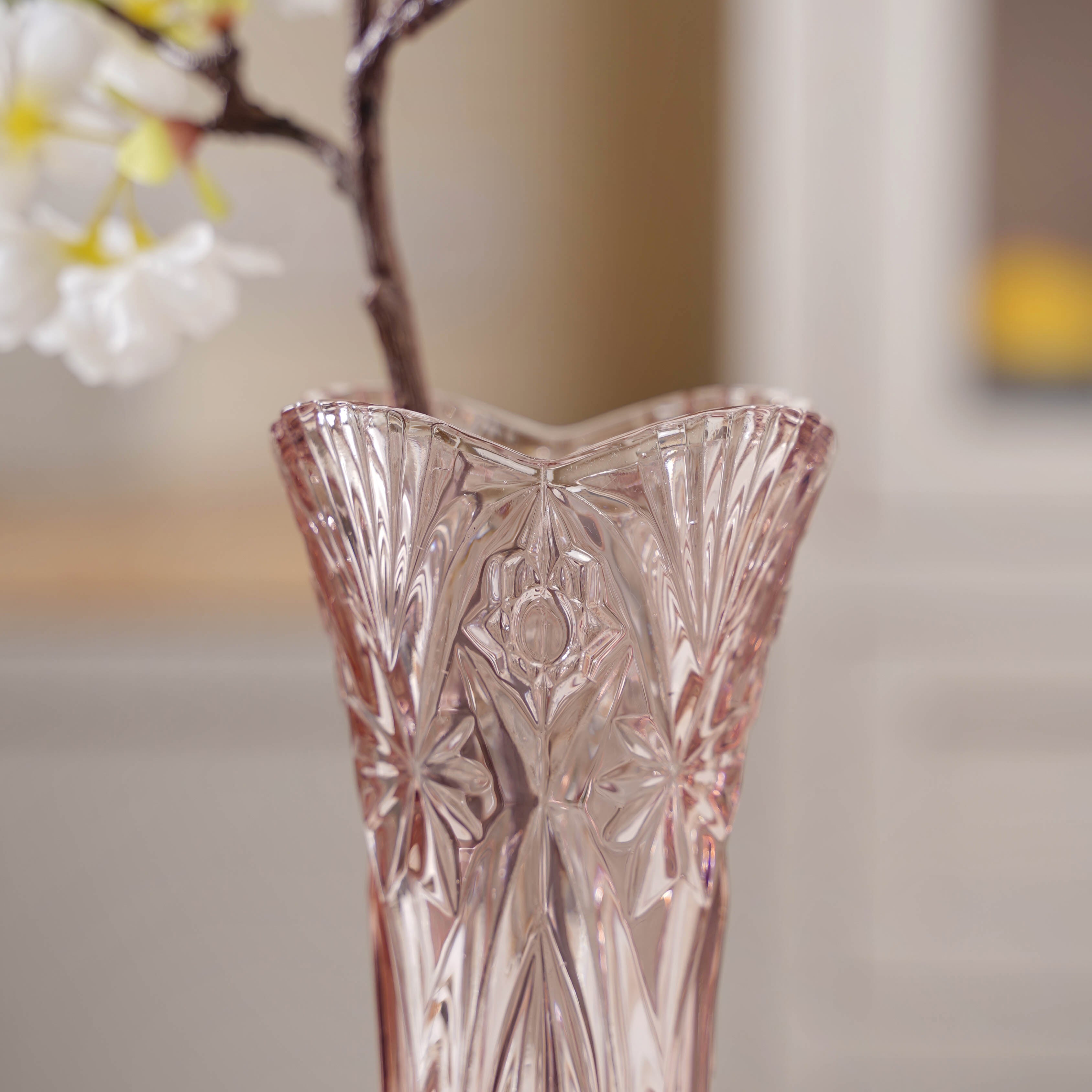 50 + beautiful flower vase arrangement for your home decoration - SooPush |  Glass vase decor, Glass floor vase, Floor vase decor