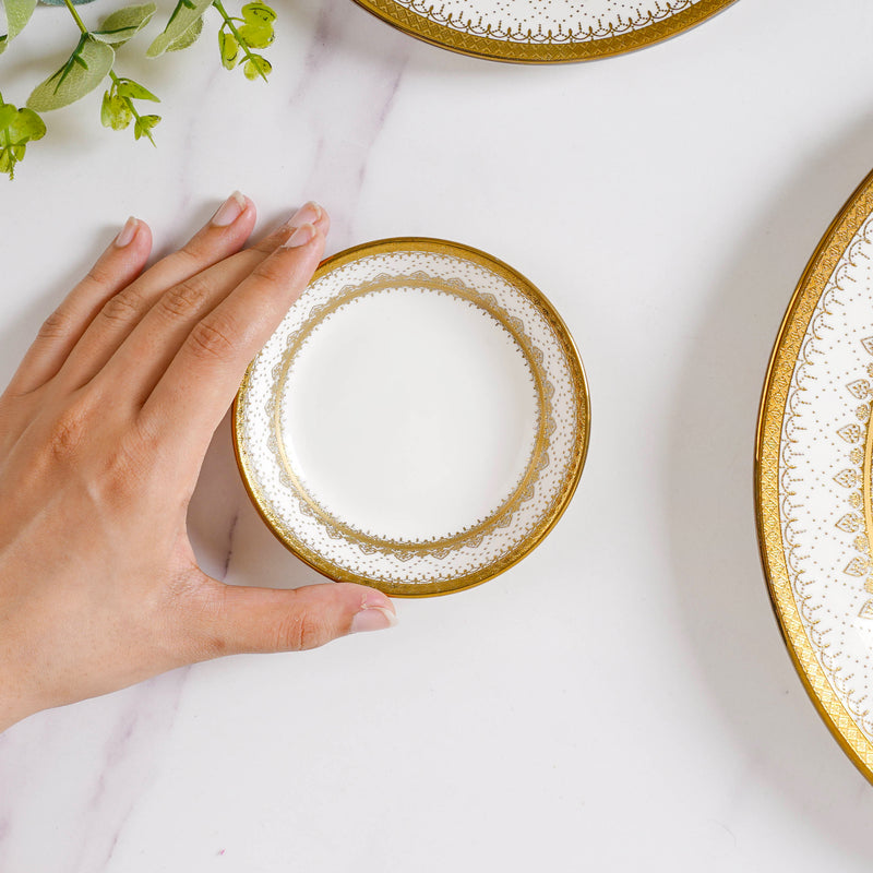 Aurelea Festive 33 Piece Dinner Set For 6