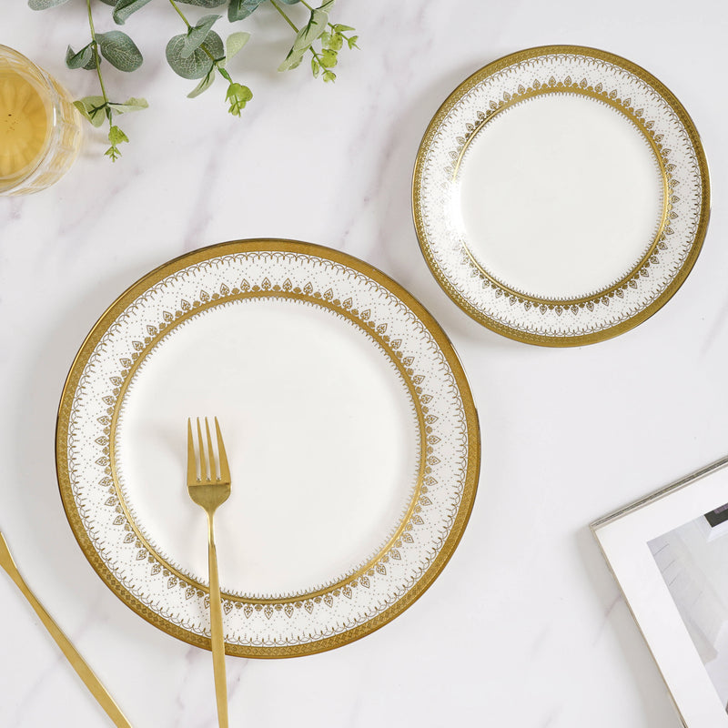 Aurelea Festive Snack Plate - Serving plate, snack plate, dessert plate | Plates for dining & home decor