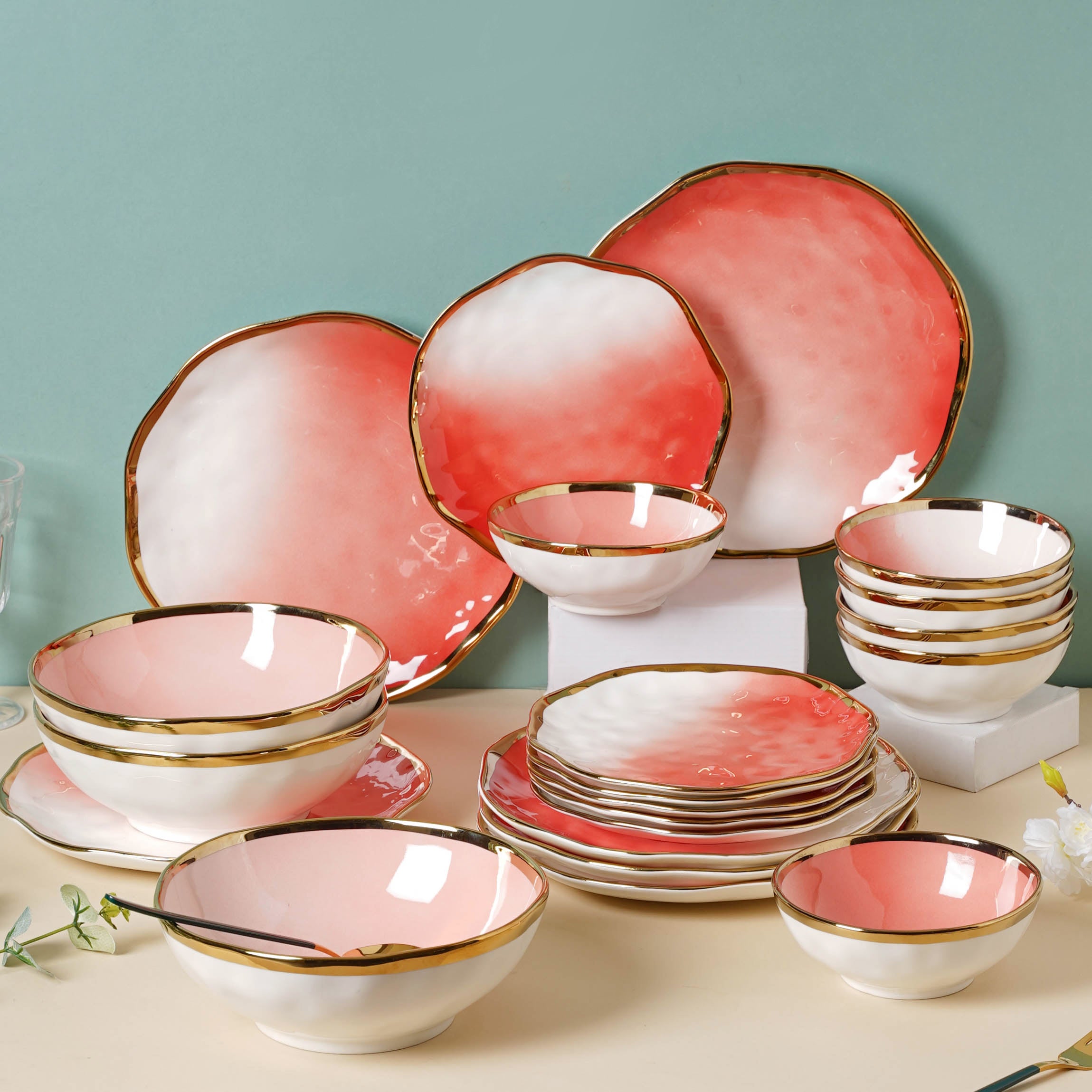 Ceramic Luxury Dinner Set Pink Ombre 21 Piece Dinner Set For