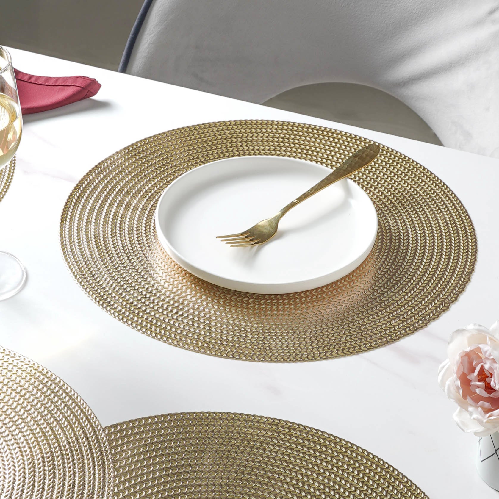 Round Gold Placemat Set Of 6 Online Premium Table Mat Nestasia   DSC08697 424ca8e7 7ab0 4bf7 A6e8 83fdf3b3b3cd 