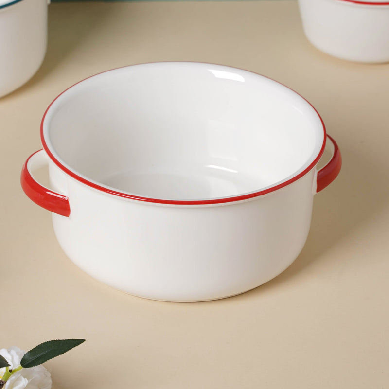 Green and Red Toujours 16 Piece Snack Set For 6