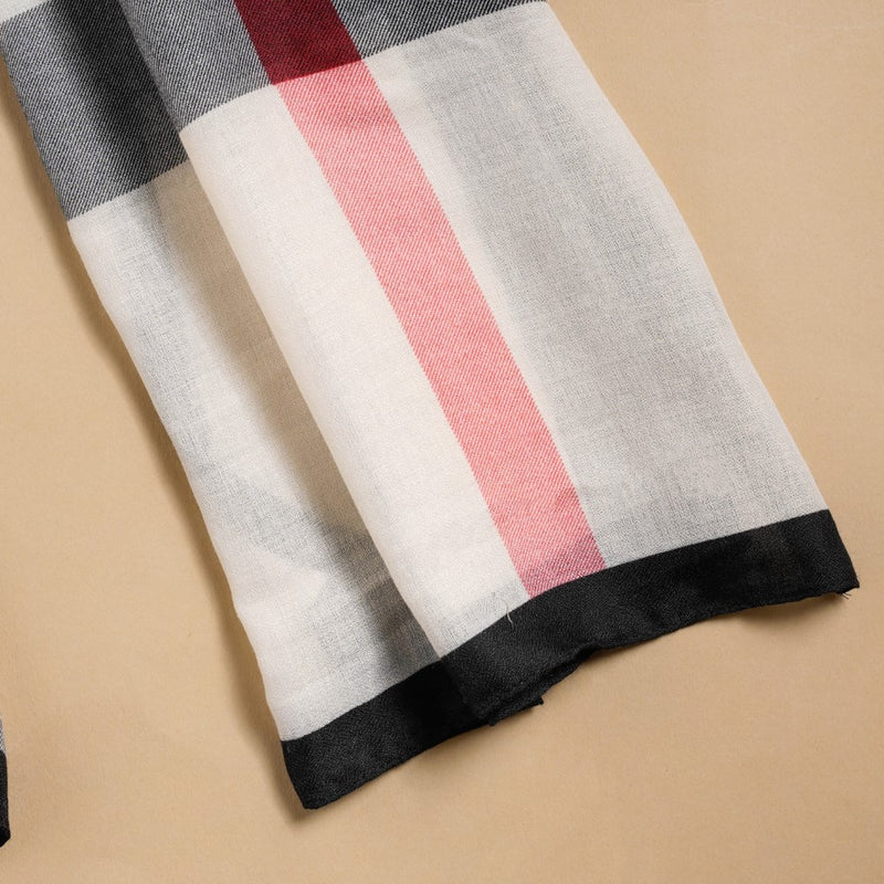 Posh Plaid Scarf Grey And Red