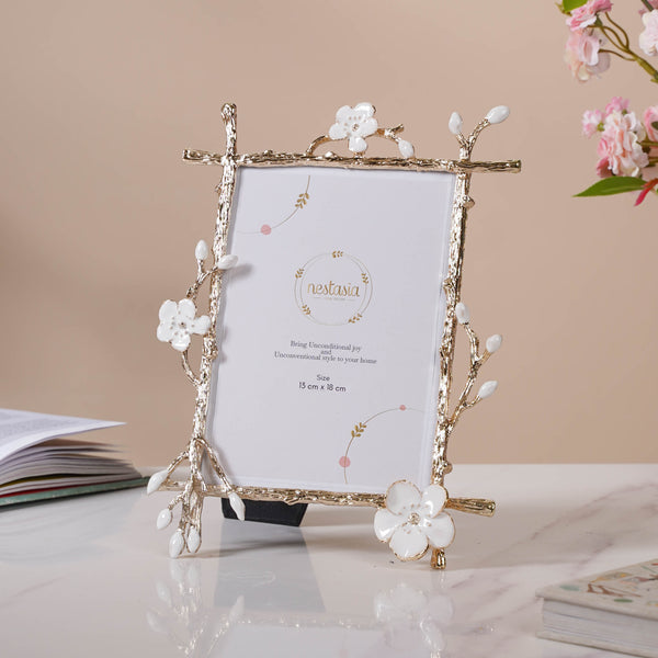 La Nature White Photo Frame Small - Picture frames and photo frames online | Living room decoration items