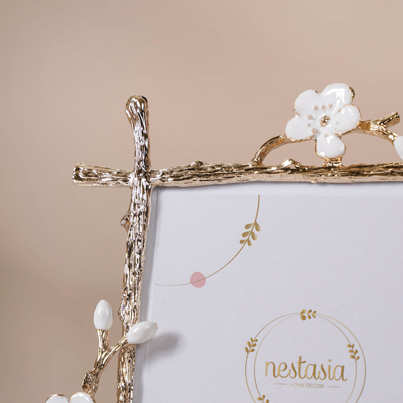 La Nature White Photo Frame Small - Picture frames and photo frames online | Living room decoration items