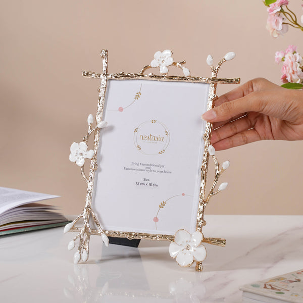 La Nature White Photo Frame Small - Picture frames and photo frames online | Living room decoration items