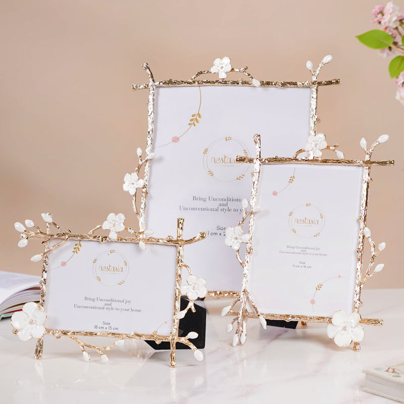 La Nature White Photo Frame Small - Picture frames and photo frames online | Living room decoration items
