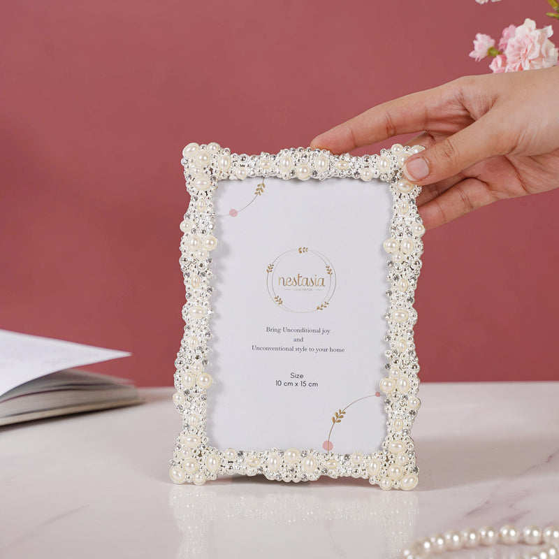 La Memoire Silver Photo Frame Small - Picture frames and photo frames online | Living room decoration items