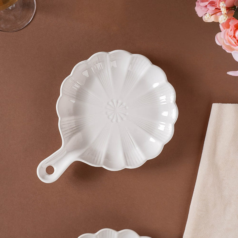 Ocean Round Dish with Handle White - Ceramic platter, serving platter, fruit platter | Plates for dining table & home decor