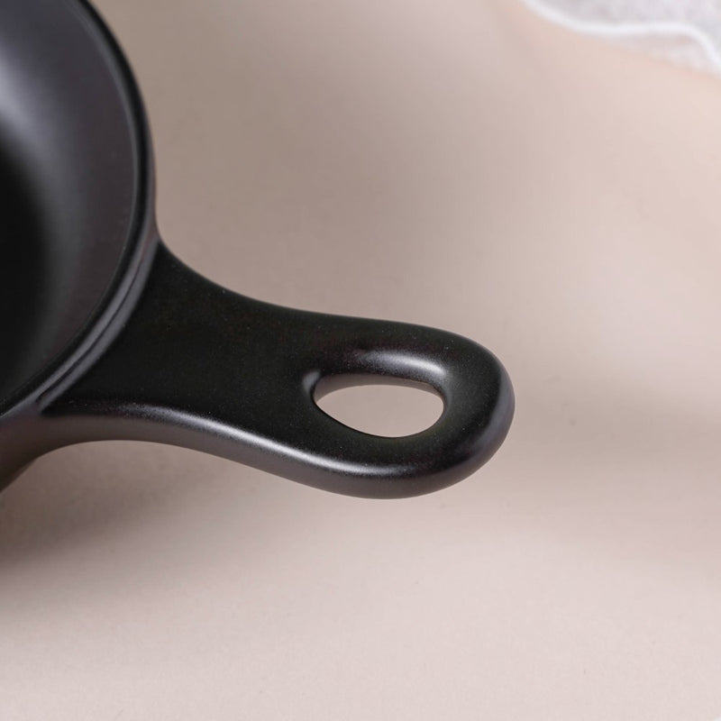 Black Ceramic Dish With Handle - Ceramic platter, serving platter, fruit platter | Plates for dining table & home decor