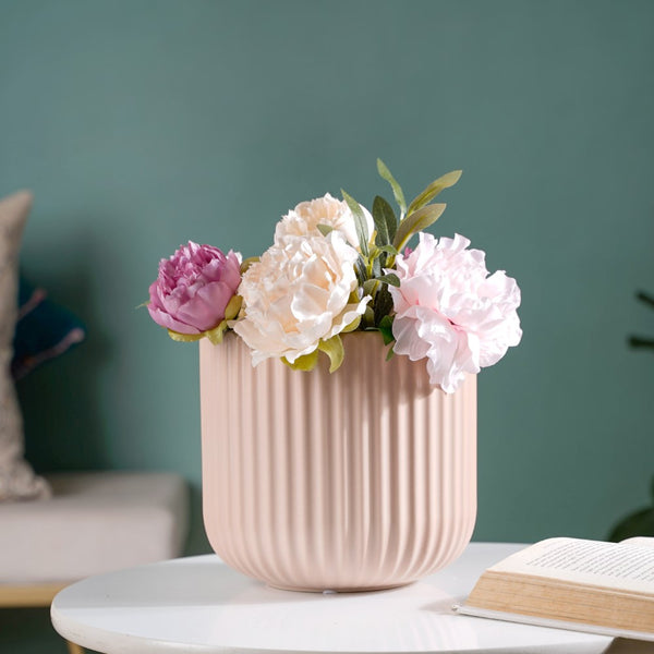 Contemporary Pastel Ribbed Vase Beige