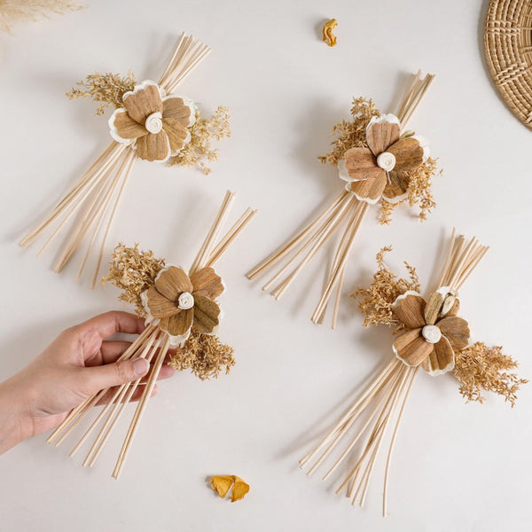 Shola Blossom Reed Mini Bouquet Set Of 4