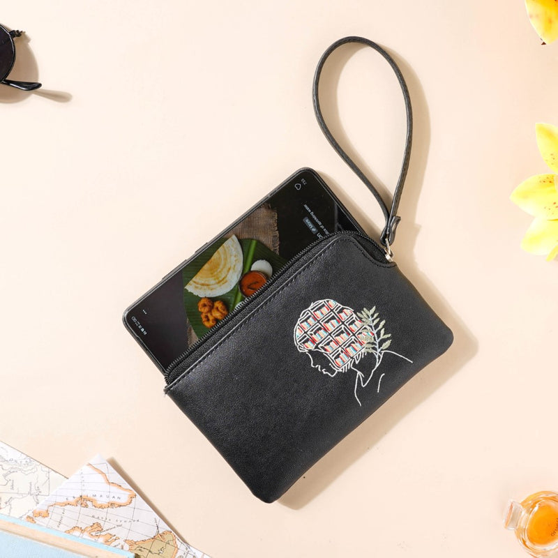Beautiful Mind Pouch Bag Black