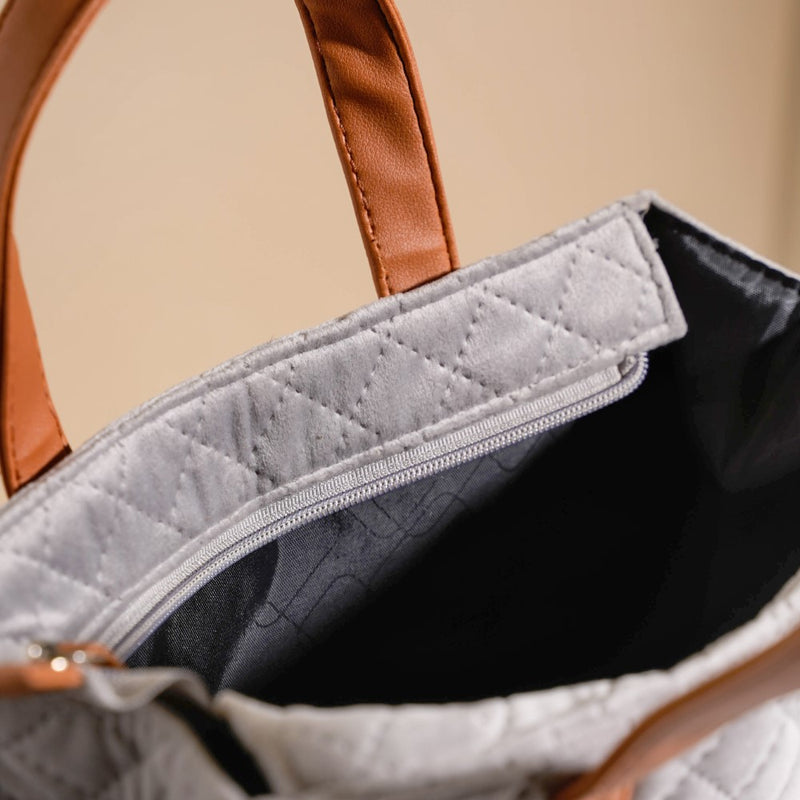 Velvet Lunch Bag And Lunch Box Set Of 3 - Lunch box