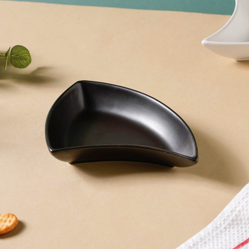 Snack Party Plate Set of 4 Black And White - Serving plate, snack plate, dessert plate | Plates for dining & home decor