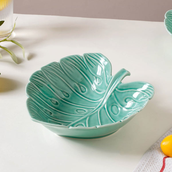 Ceramic Taro Leaf Serving Bowl Dark Green 700 ml