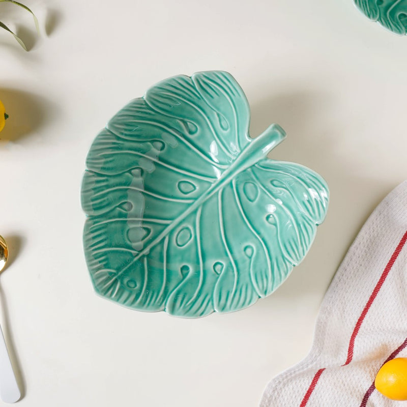 Ceramic Taro Leaf Serving Bowl Dark Green 700 ml - Bowl, ceramic bowl, serving bowls, noodle bowl, salad bowls, bowl for snacks, large serving bowl | Bowls for dining table & home decor