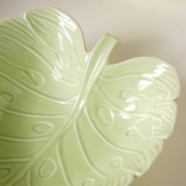 Ceramic Taro Leaf Serving Bowl Light Green 700 ml