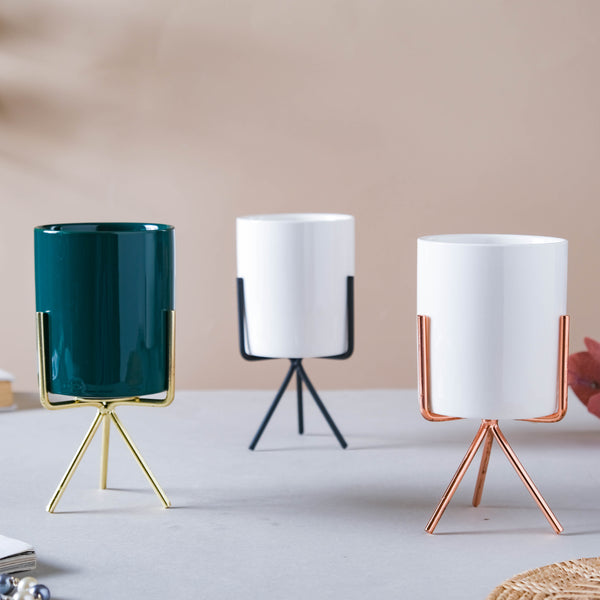 Ceramic Flower Pot - Flower vase for home decor, office and gifting | Room decoration items