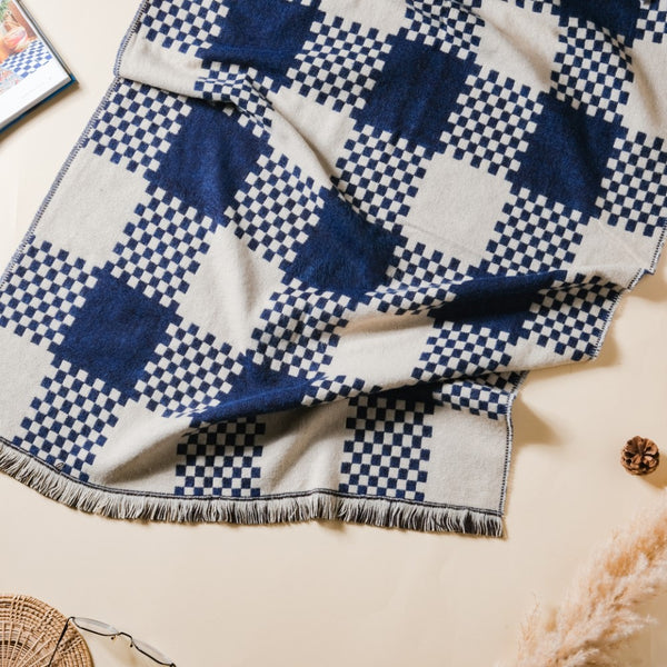 Chequered Woolen Blend Scarf Blue