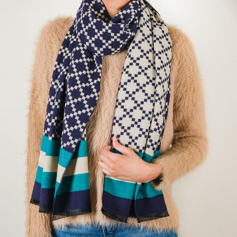 Chequered Super Soft Scarf For Women