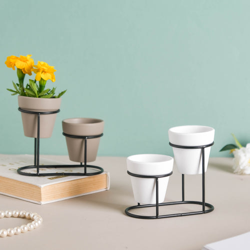 Ceramic Pot with Metal Stand - Indoor planters and flower pots | Home decor items