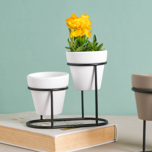 Ceramic Pot with Metal Stand - Indoor planters and flower pots | Home decor items