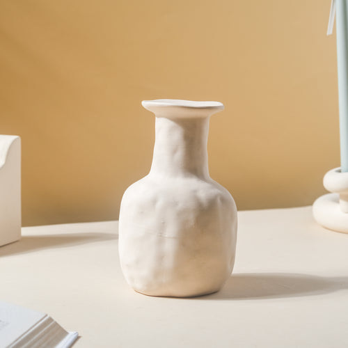 Modern Art Flower Vase - Flower vase for home decor, office and gifting | Home decoration items