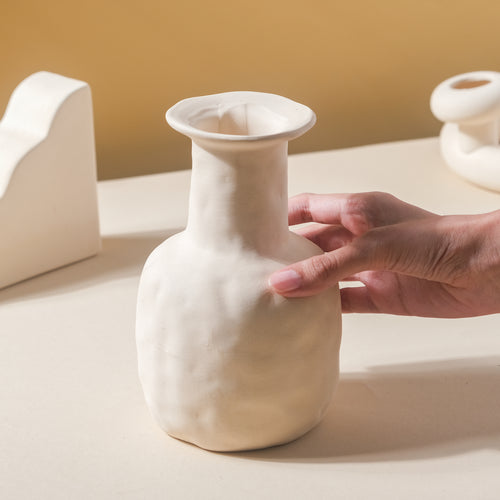 Modern Art Flower Vase - Flower vase for home decor, office and gifting | Home decoration items
