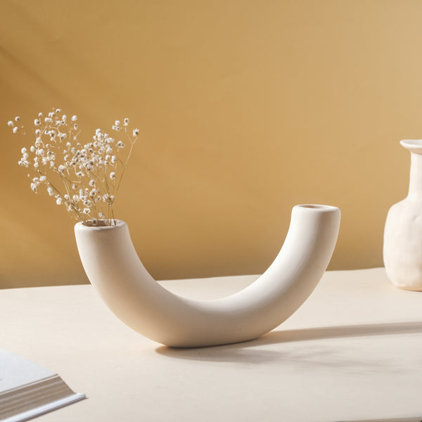 Modern Art Curved Vase - Flower vase for home decor, office and gifting | Home decoration items
