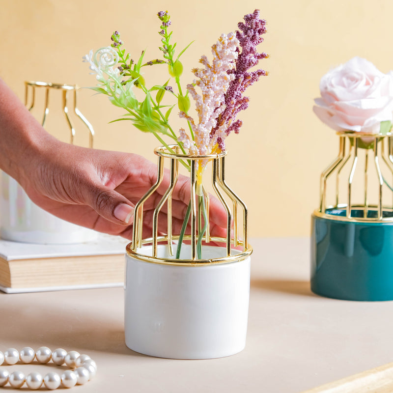 Small Ceramic Pot for Plants - Flower vase for home decor, office and gifting | Home decoration items