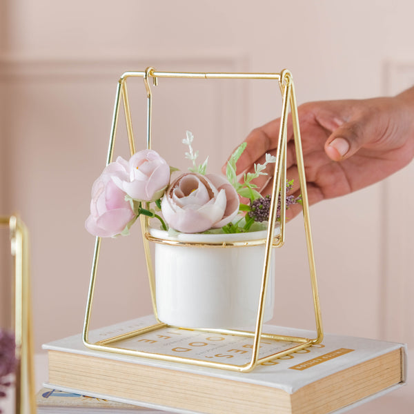 Single Swing Planter - Indoor planters and flower pots | Home decor items